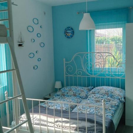 Sunshine Apartman Appartement Siófok Buitenkant foto