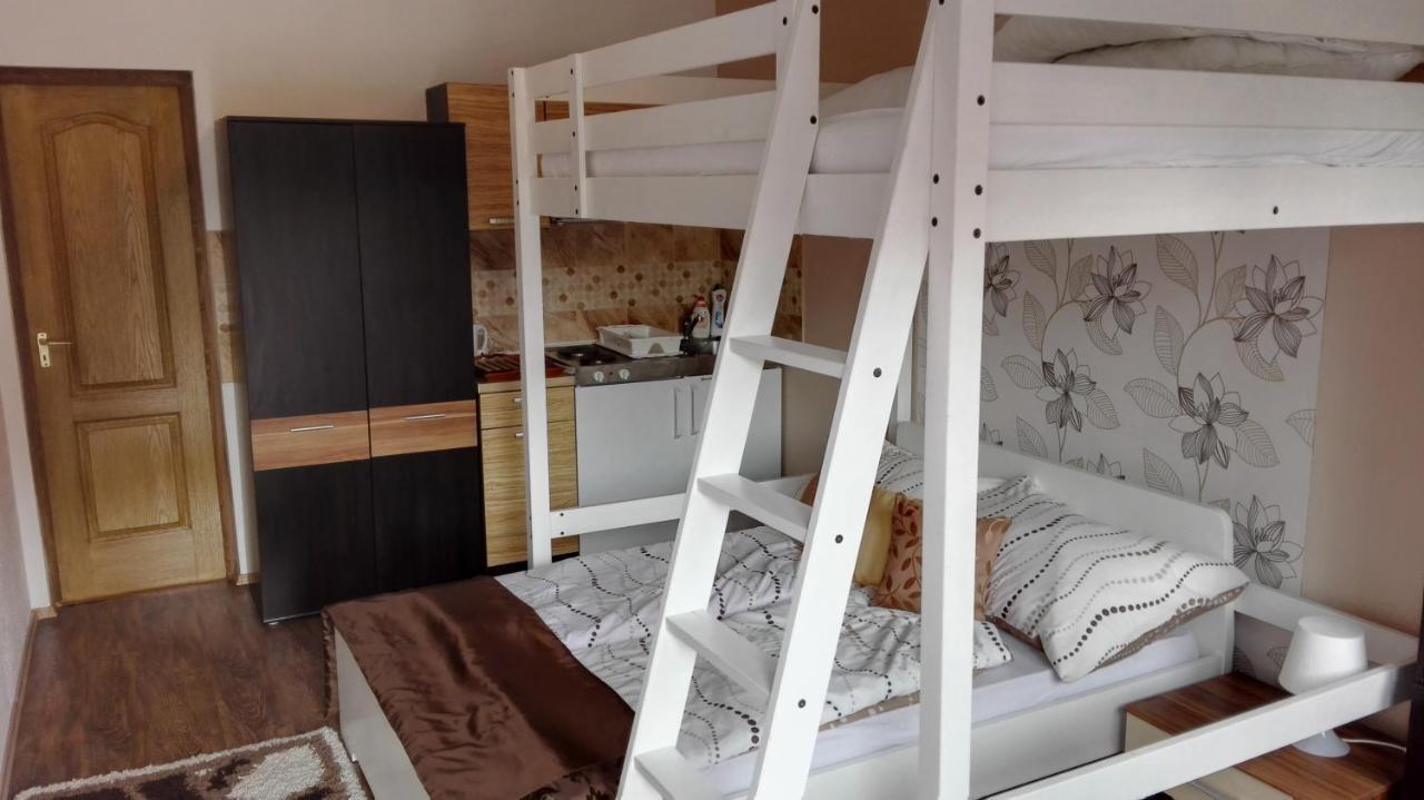 Sunshine Apartman Appartement Siófok Buitenkant foto