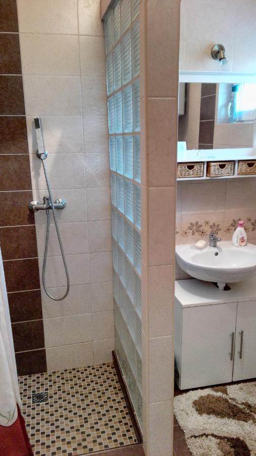 Sunshine Apartman Appartement Siófok Buitenkant foto