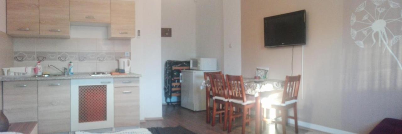 Sunshine Apartman Appartement Siófok Buitenkant foto