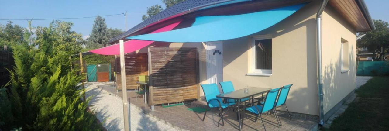 Sunshine Apartman Appartement Siófok Buitenkant foto